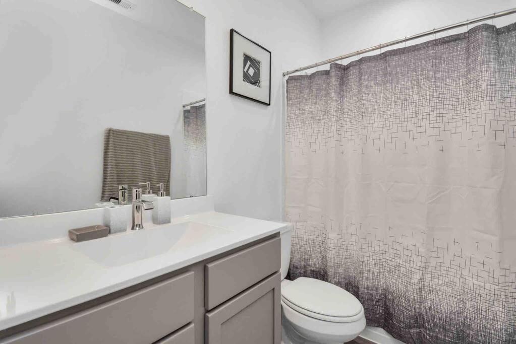 4Bedroom Escape - Near Med Center With Backyard Houston Exterior photo