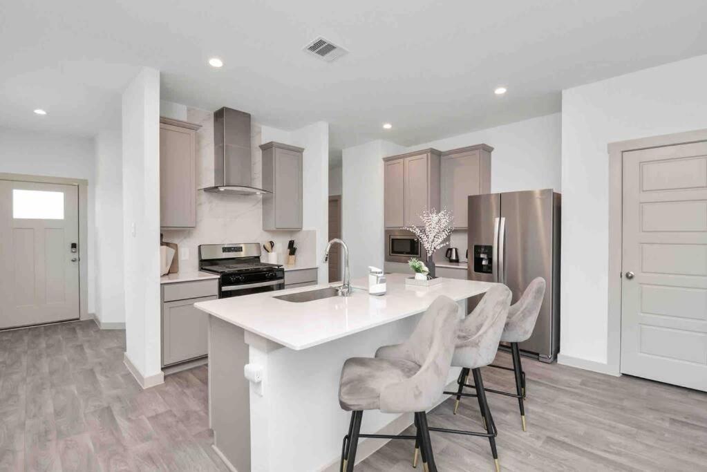 4Bedroom Escape - Near Med Center With Backyard Houston Exterior photo