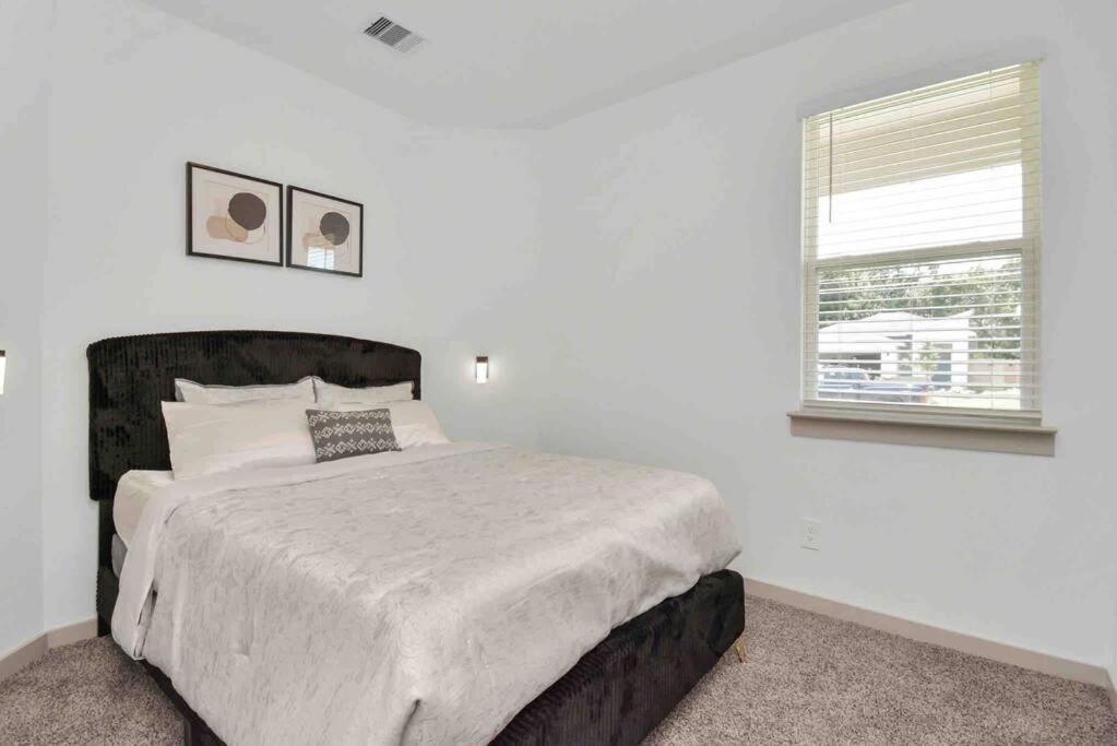 4Bedroom Escape - Near Med Center With Backyard Houston Exterior photo